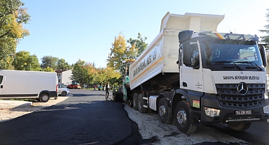 Şehrin simgesi haline gelen parkın yolları yeni görünümüne kavuştu 