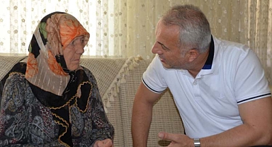 YAŞLILARIMIZ BAŞIMIZIN TACIDIR 