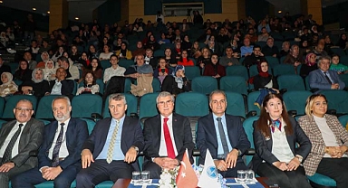 Başkan Yüce, diş hekimi adaylarının heyecanına ortak oldu 