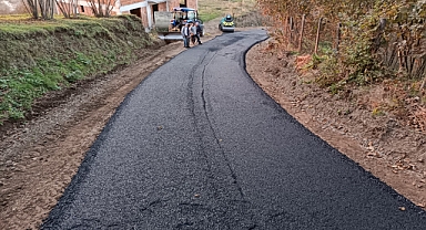 Büyükşehir Belediyesi’nden Akyazı Güzlek Mahallesi’ne 2 bin 261 ton sıcak asfalt 