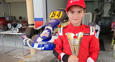 Büyükşehir sporcusu Dubai’den kupa ile döndü 