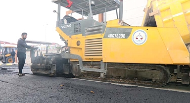 ERENLER’DE 15 SOKAK DAHA ASFALT İLE YENİLENDİ 