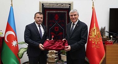 STB 'den Sakarya Büyükşehir Belediye Başkanı Ekrem Yüce' ye iadei ziyaret 