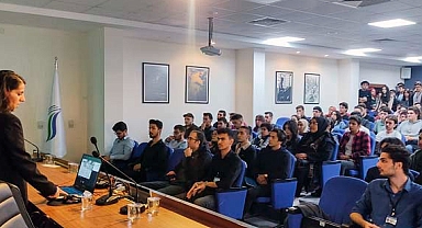 SUBÜ’de Havacılık Semineri düzenlendi 