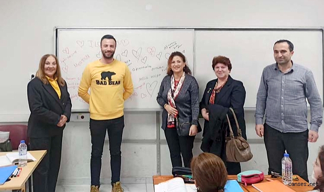 SUBÜ İletişim Topluluğu öğretmenler gününü kutladı