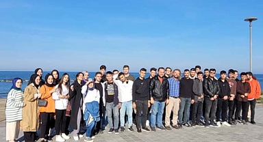 SUBÜ turizm öğrencileri şehrin kuzeyi ve güneyine çıkarma yaptı 