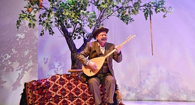 Aşık Veysel’in Hayatı SAÜ’de Sahnelendi 