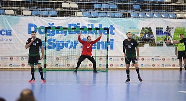 Büyükşehir Hentbol Beykoz’a konuk oldu 