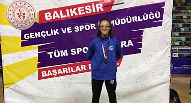 Büyükşehir’in raketleri Türkiye Şampiyonası yolunda 