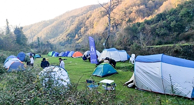 Doğançay’ın güzelliklerini kamp yaparak keşfettiler 