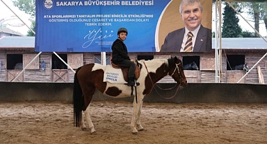 İlk at binme deneyimini Büyükşehir’le yaşadılar 