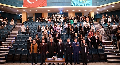 Kazakistan’ın bağımsızlık günü kutlandı 