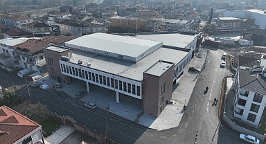 Ada Pazar Güneşler Açılışa Çok Yakın 