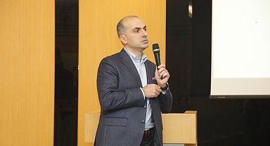 Alibaba.com ile E-İhracatın Avantajları SATSO'da Anlatıldı 