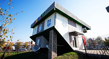 Başkan Ekrem Yüce’den öğrencilere Ters Ev müjdesi 