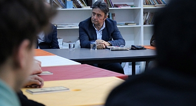 Büyükşehir’in takvimi keyifli geçiyor: Nevzat Sazak’tan gençlere önemli tavsiye 