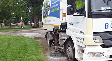 Büyükşehirle caddeler ve bisiklet yolları pırıl pırıl 