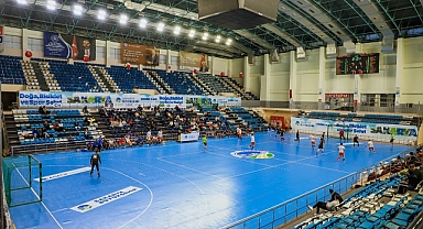 Hentbolda ikinci devre başlıyor: Büyükşehir galibiyet için parkeye çıkacak 