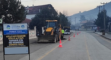 Kesintisiz içme suyu için Altındere Osmanağa Mahallesi’nin altyapı hattı yenilendi 