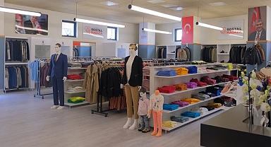 Sosyal Sevgi Mağazası ve Sosyal Market yüzleri güldürdü 