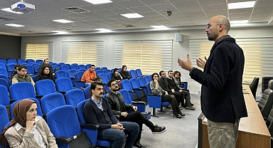 SUBÜ iletişimde fark oluşturmak istiyor 