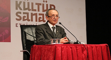 Yazar Yalsızuçanlar Sakaryalı okurlarıyla buluştu 