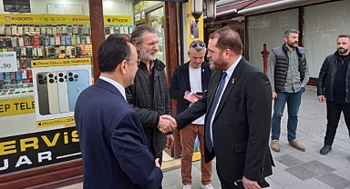 ZAFER PARTİSİ SOKAKLARA İNDİ 