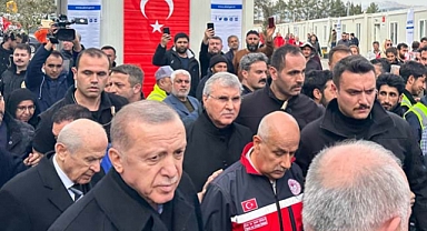 Başkan Yüce Adıyaman'da Cumhurbaşkanı Erdoğan’a bilgi verdi: “Depremin izleri süratle siliniyor”