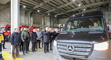 Büyükşehir'in yardımları ilk saatlerde binlere ulaştı: 