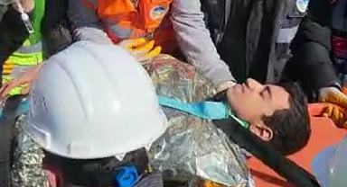 Enkazdan hayata dönüş: Sakarya’nın ekipleri Arda’ya 128. saatte ulaştı 