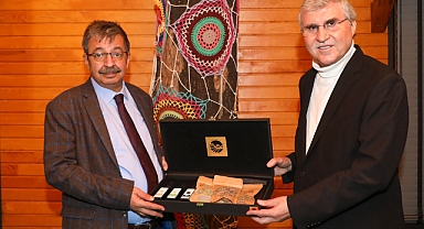 Hayati İnanç’la şiir ve sanatla dolu bir akşam 