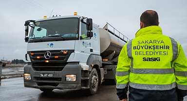 Sakarya Büyükşehir Belediyesi’nden depremzedelerin su sorununa geçici çözüm 