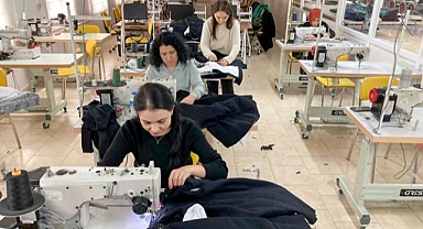 SUBÜ depremzedeler için kışlık kıyafet üretiyor 