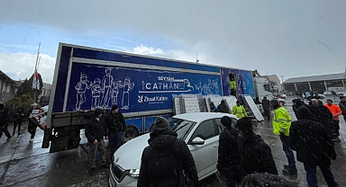 TÜGVA’DAN AFET BÖLGESİNE ENERJİ İSTASYONU 