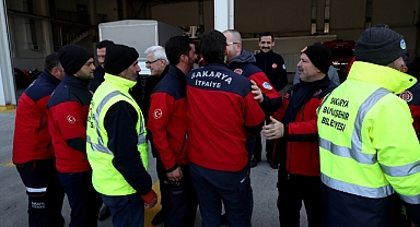 ‘Umudun simgesi’ olan Sakarya ekibine duygusal karşılama 