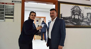 Başkan Özen, 8 Mart Kadınlar Gününü Kutladı 