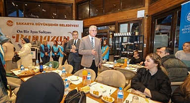 Başkan Yüce depremzede ailelerle gönül sofrasında buluştu; “İlk günden itibaren kardeşlerimizin yanındayız”