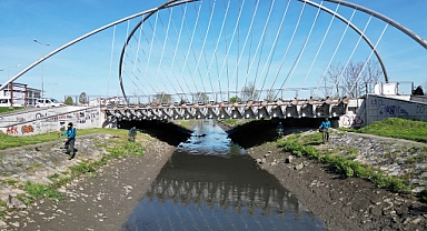 Büyükşehir’den Çark Deresi’nde bayram temizliği 