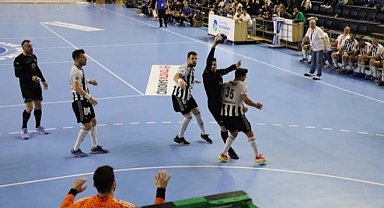 Büyükşehir hentbol Beşiktaş’a mağlup oldu 