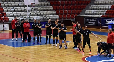 Büyükşehir hentbol İzmir’den galibiyetle dönüyor 