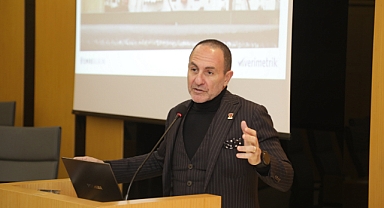 Prof. Dr. Emre Alkin “Türkiye'de ve Dünyada Ekonomik Konjonktür”ü Anlattı 