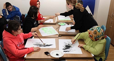 SGM’de sanata ve sevgiye engel yok 