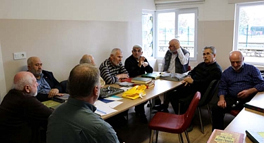 Yaşlılar Kur’an-ı Kerim kursuna yoğun ilgi gösterdi 