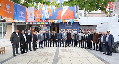 Adapazarı’ndan Tek Ses: Doğrusu AK Parti 