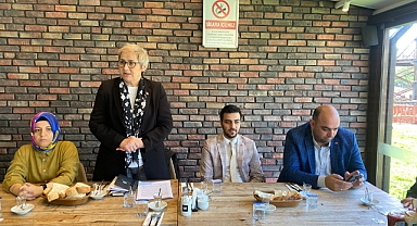 Ayça Taşkent, “Adalet için Kemal Kılıçdaroğlu” 