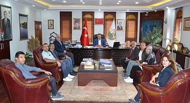 Başkan Özen ‘Her Yerde Bilim’ Öğretmenlerini Makamında Ağırladı 