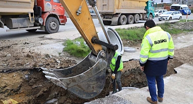 Büyükşehir Belediyesi’nden Serdivan’ın güçlü altyapı ağına yeni yağmursuyu hattı 