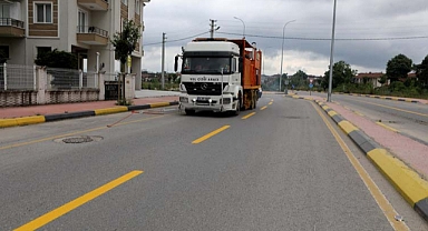 Büyükşehir’den güvenli sürüş için 3 bin 528 kilometrelik yol çizgisi 