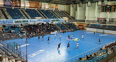 Büyükşehir hentbol normal sezonu Ankara’da tamamlıyor 