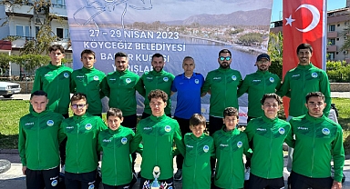 Büyükşehir kano takımı yarışları şampiyon olarak tamamladı 